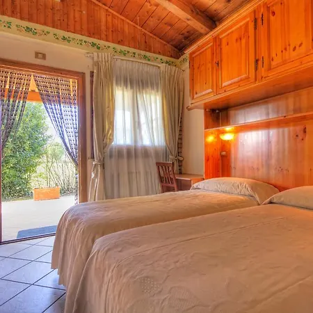 בית חווה La Casina *
