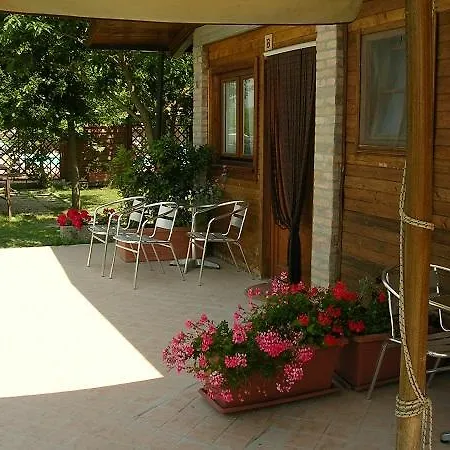 Alloggio per agriturismo La Casina *