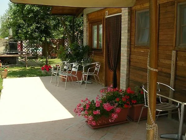 Κατάλυμα σε φάρμα La Casina *